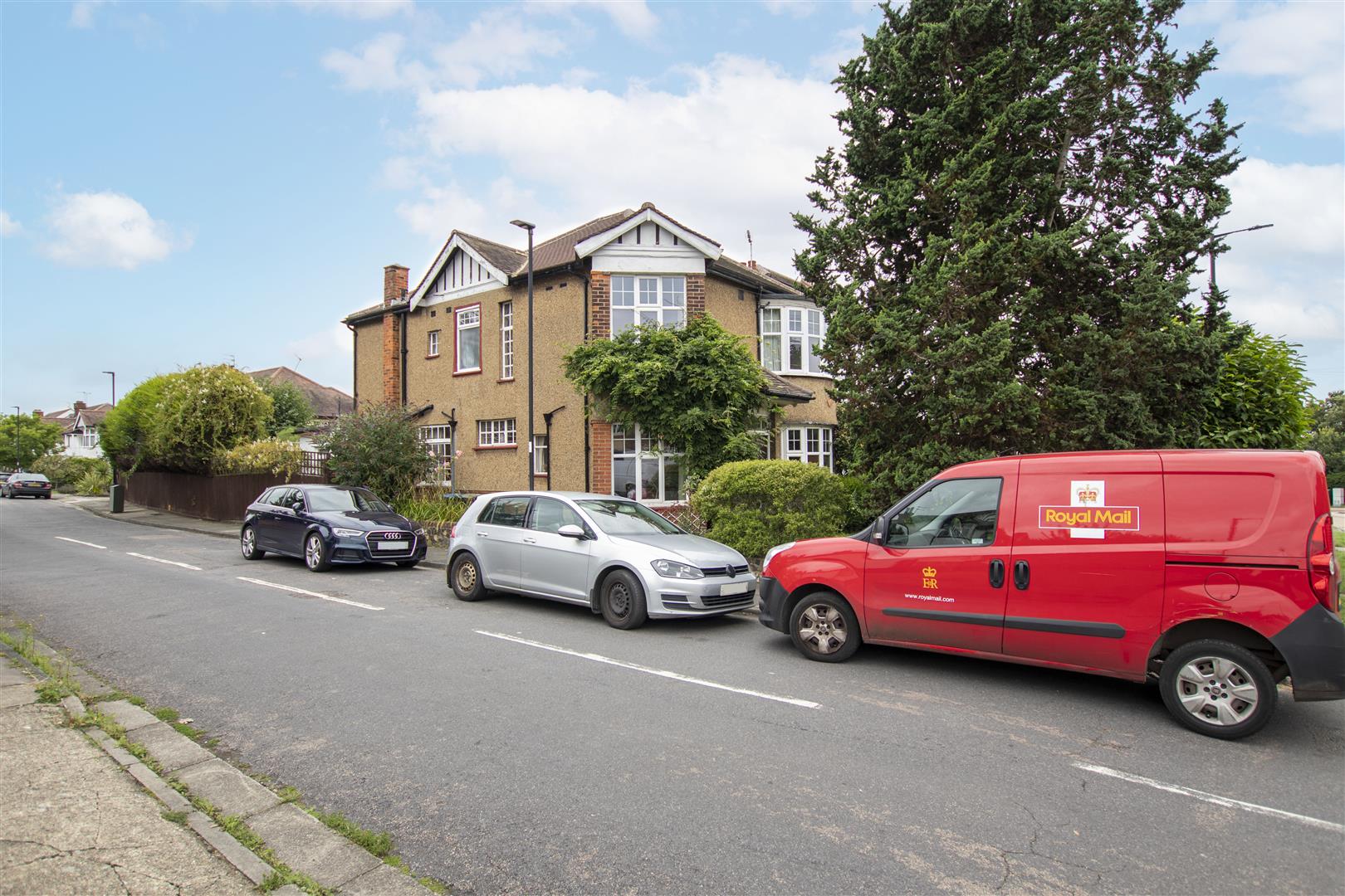 Old Park Ridings, London N21 Lanes Estate Agents